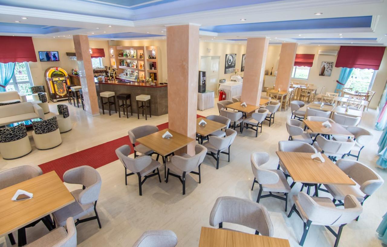 Primavera Hotel Gazátika Zewnętrze zdjęcie