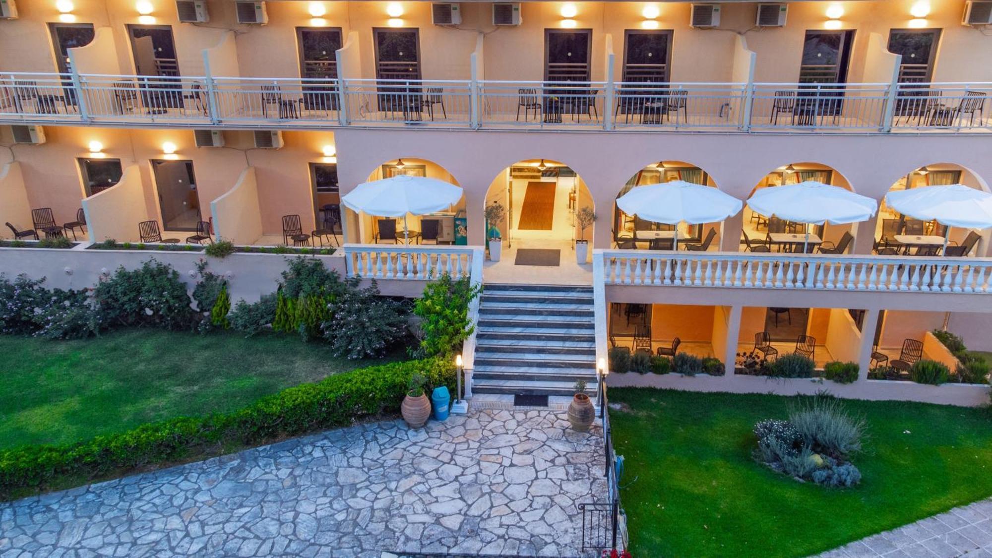 Primavera Hotel Gazátika Zewnętrze zdjęcie